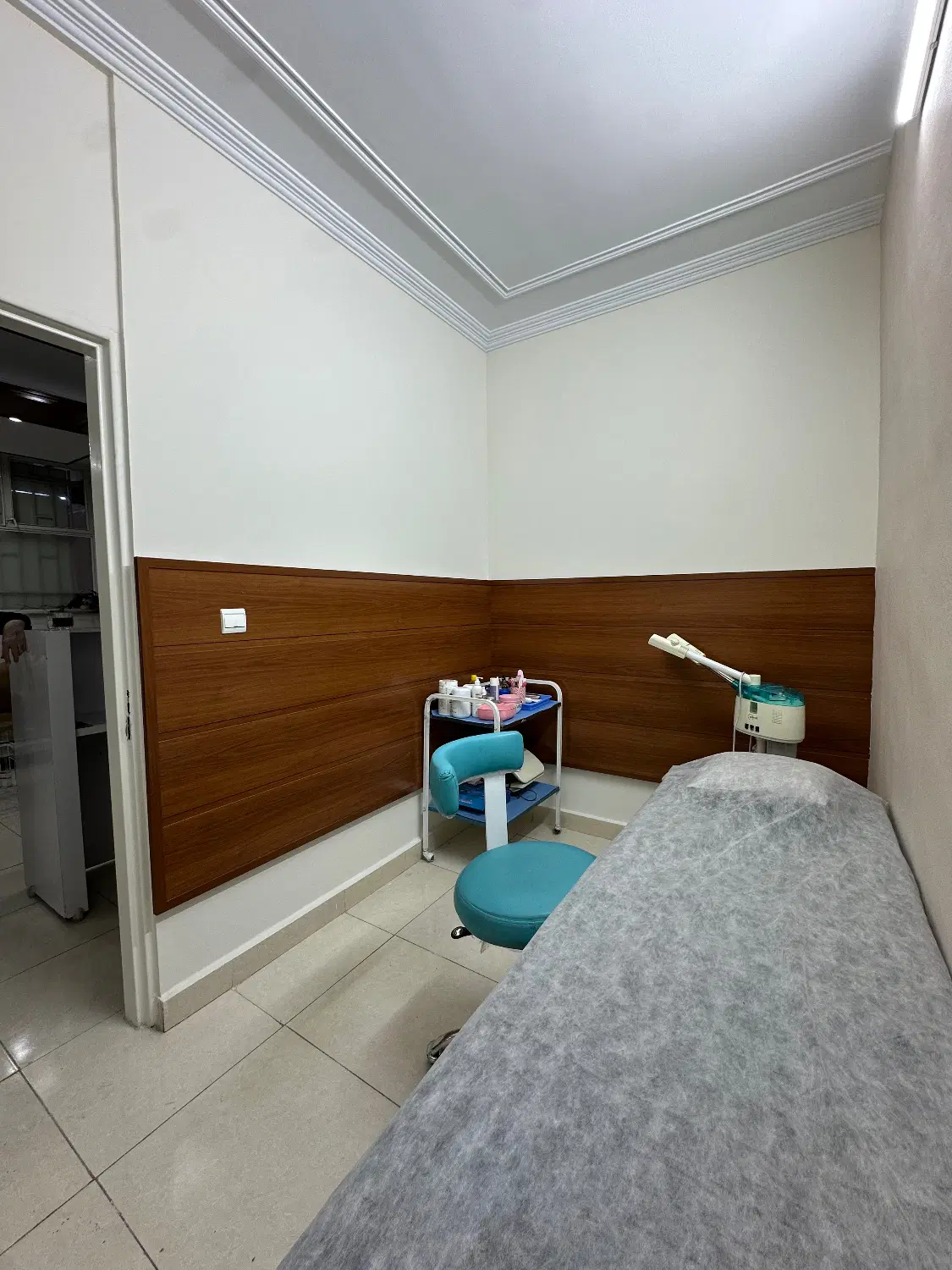 اجاره یک اتاق از کلینیک زیبایی