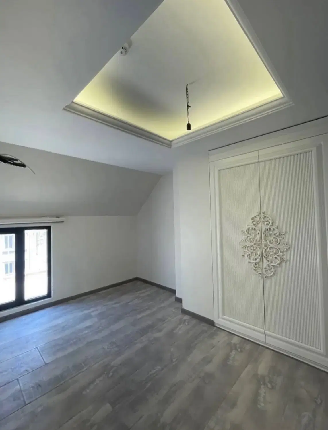 ۱۴۵متری تکواحدی تاپ لوکیشن غربی