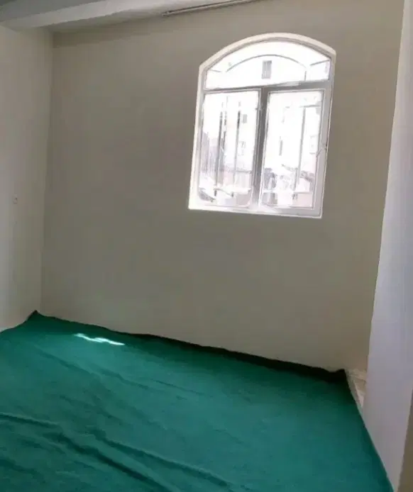 حیاط خالی راه جدا امتیازات جدا دربستی لاله