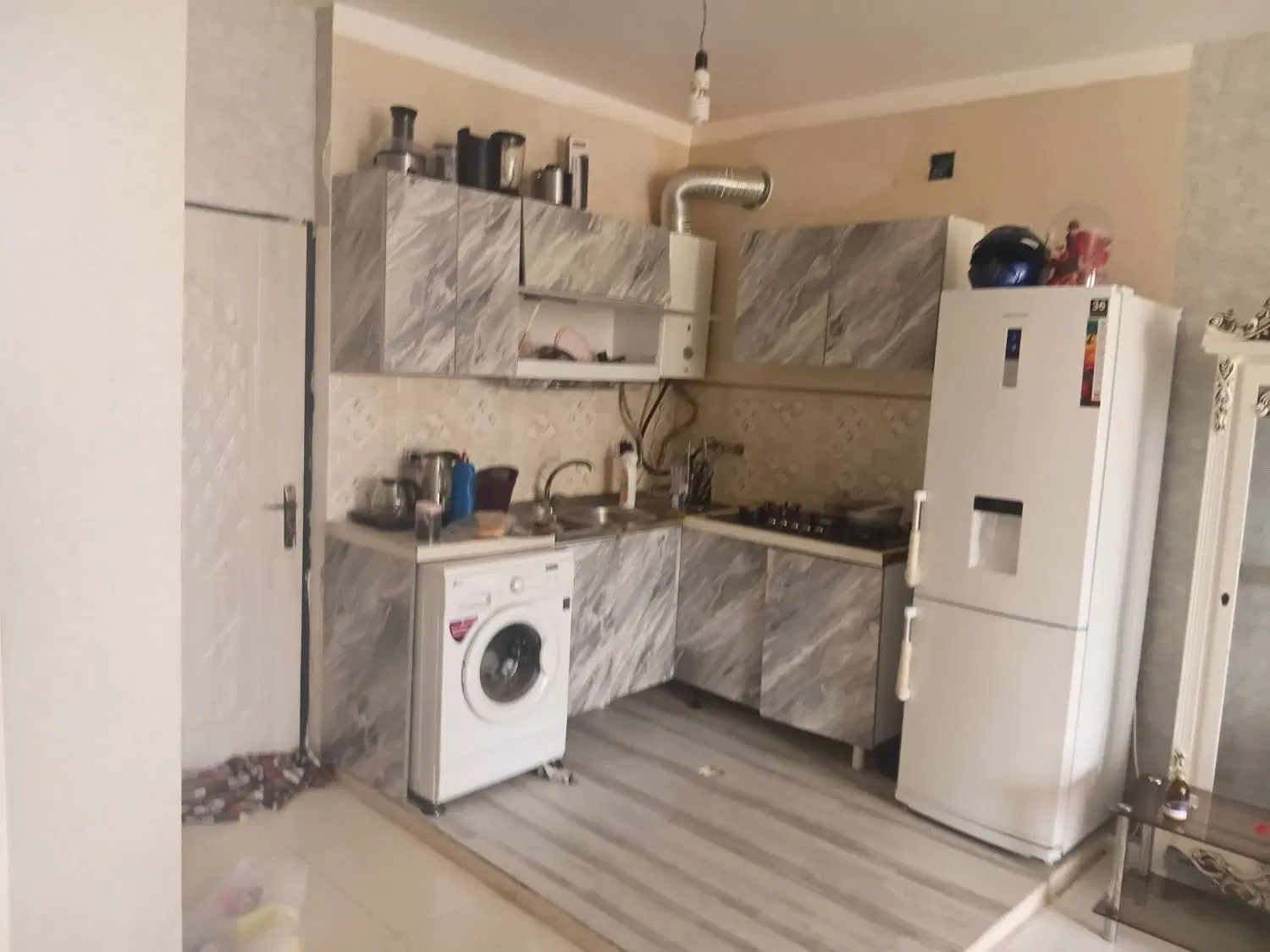 نیاز منده هم خونه