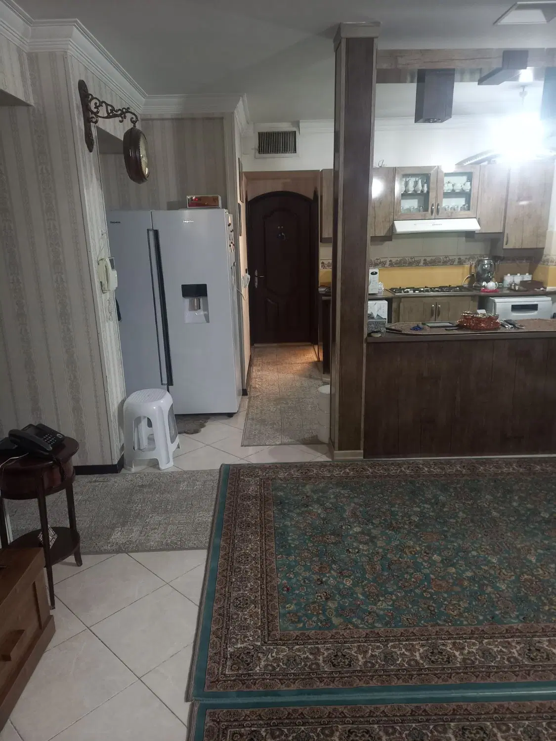 آپارتمان۸۵متری ۲خوابه شیک وتمیزفول امکانات