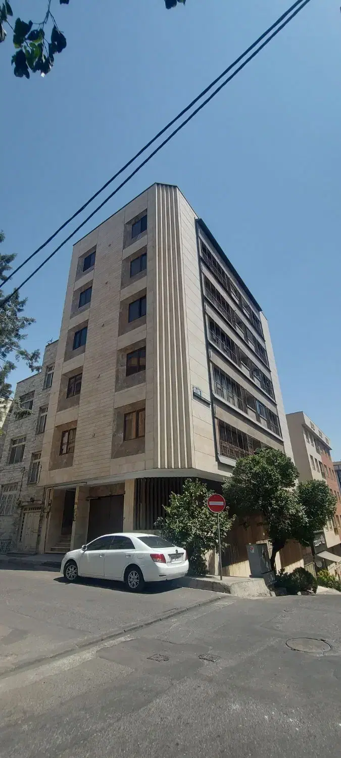 خادم آباد_۱۰۵متر ۲ خوابه_ نوساز