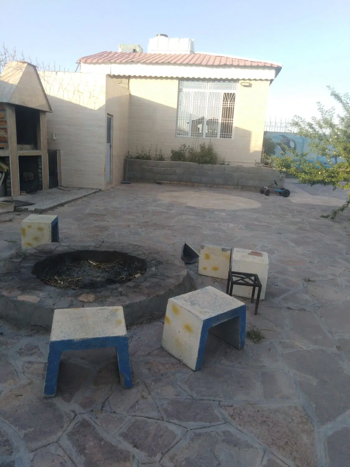 1400 متر باغ ویلا  روستای فراگرد
