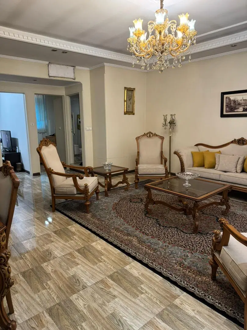 فردوس غرب ۶۰ متر یک خواب نزدیک مترو ارم