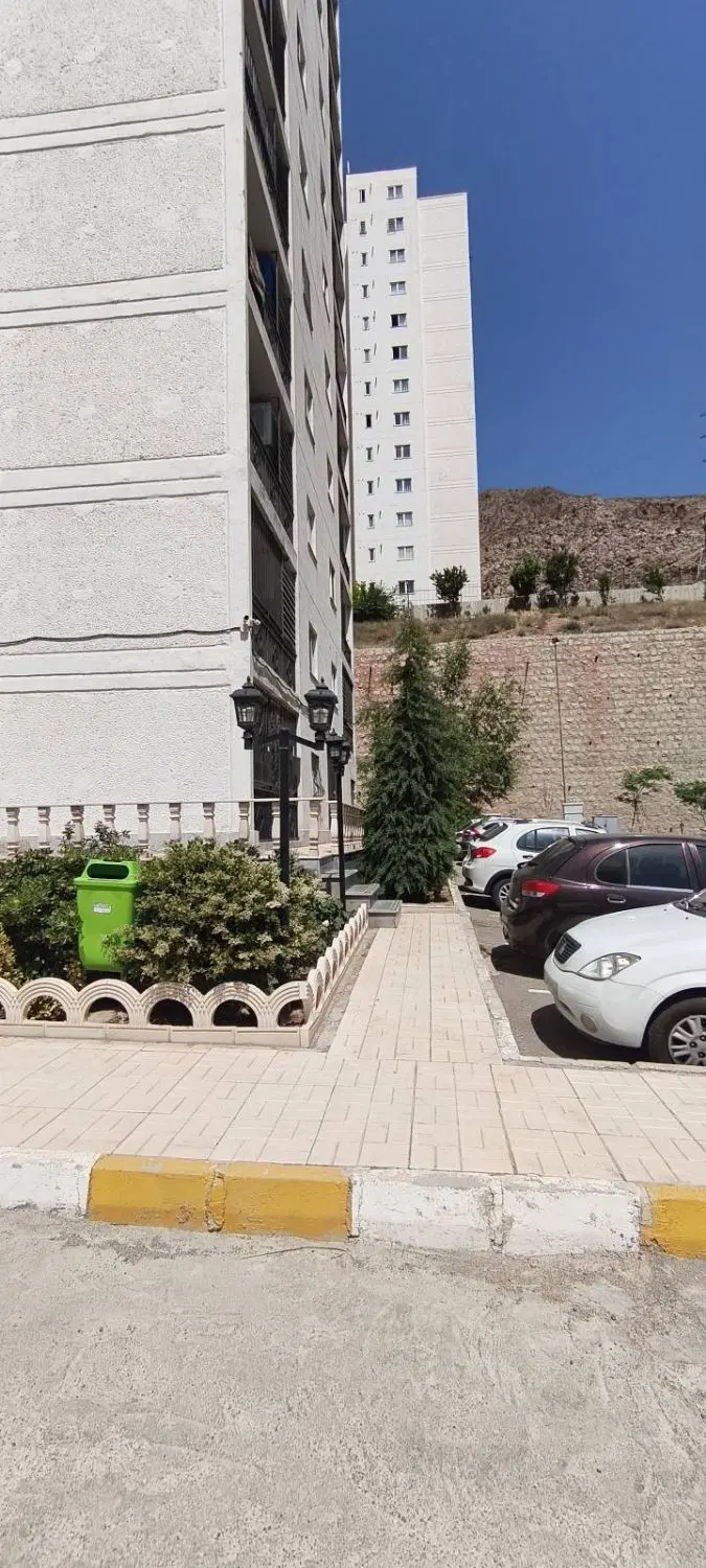 فاز۱۱ *زون۳* تحویلی سر در لابی مرتب بلوک ساکن دار