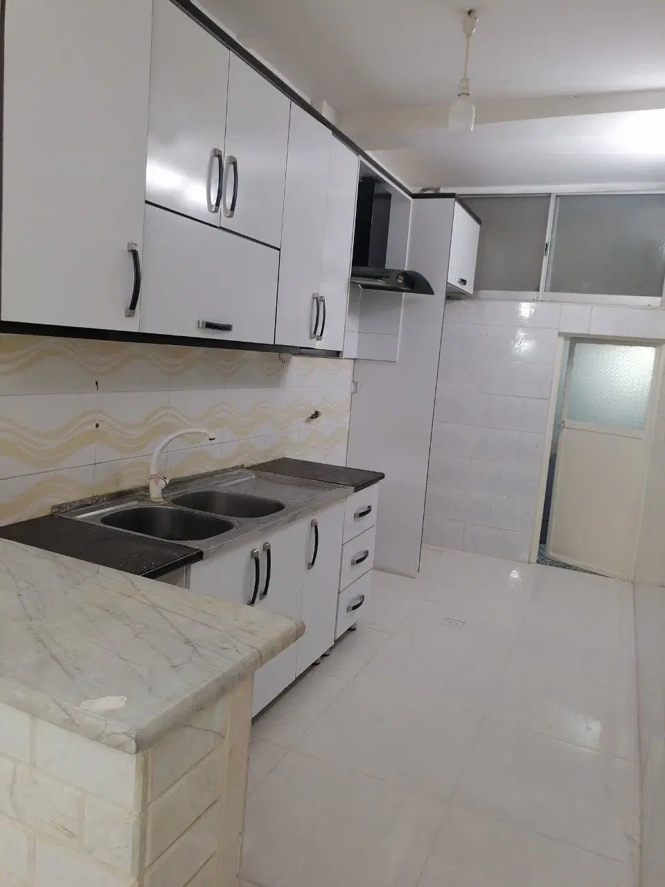 اجاره زیر زمین گلخانه ای