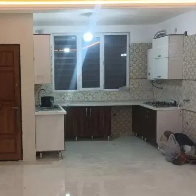 خانه 100متری چشمه خانی  واقع در انتهای کوچه رازی