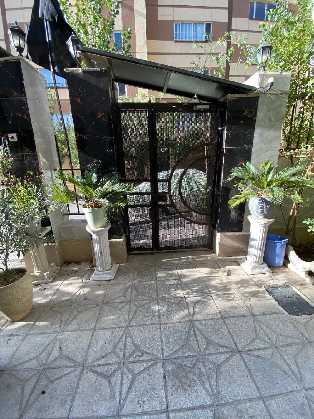 فاز ۸ محله ۱ فول لاکچری