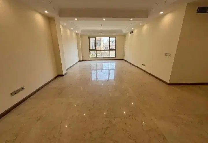 ۳ خوابه ۱۶۵متری دارای تراس قابل چیدمان لوکس