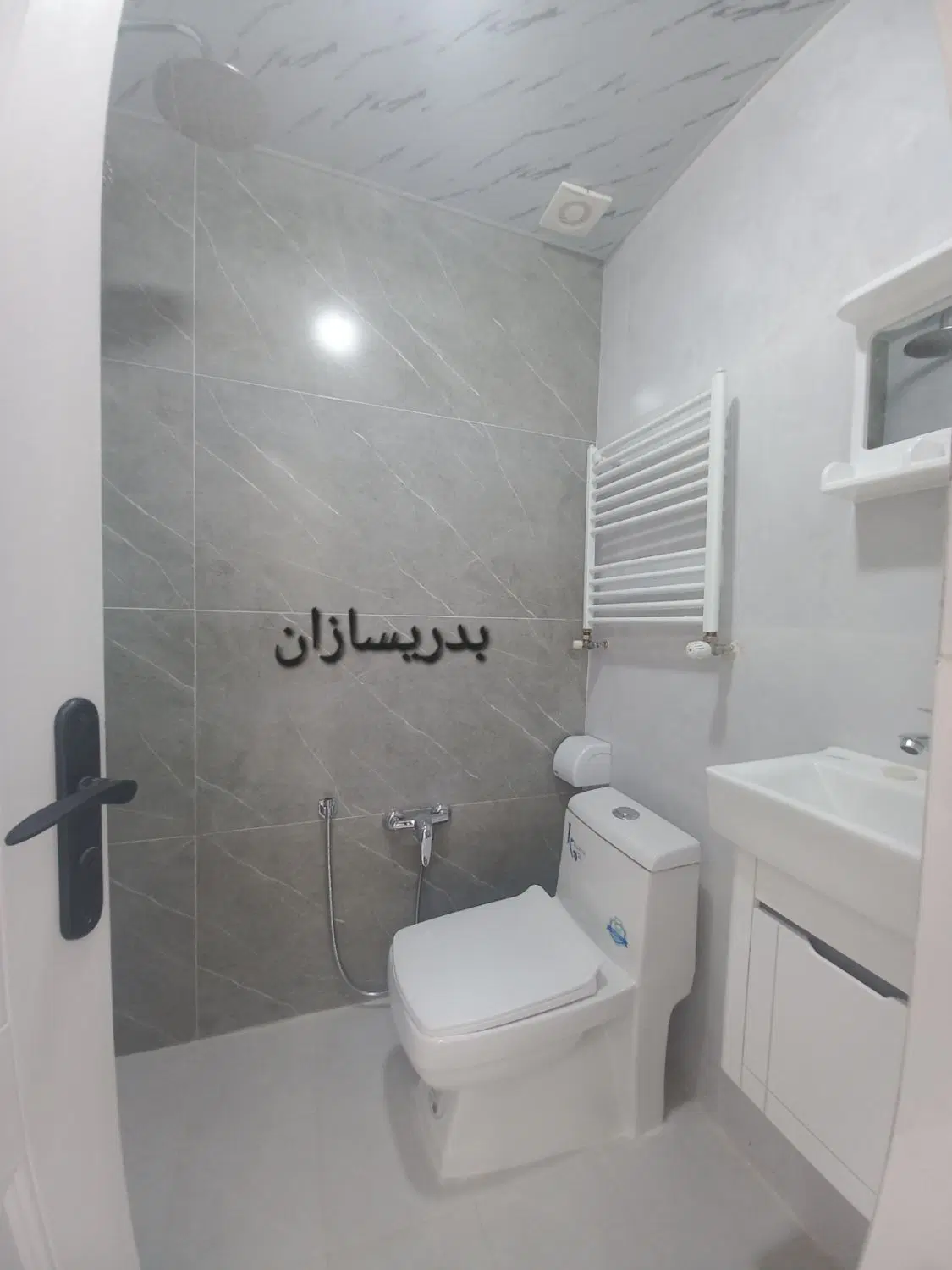 تک‌واحدی لوکس گلسار _ ۱۰۴ متر فول امکانات