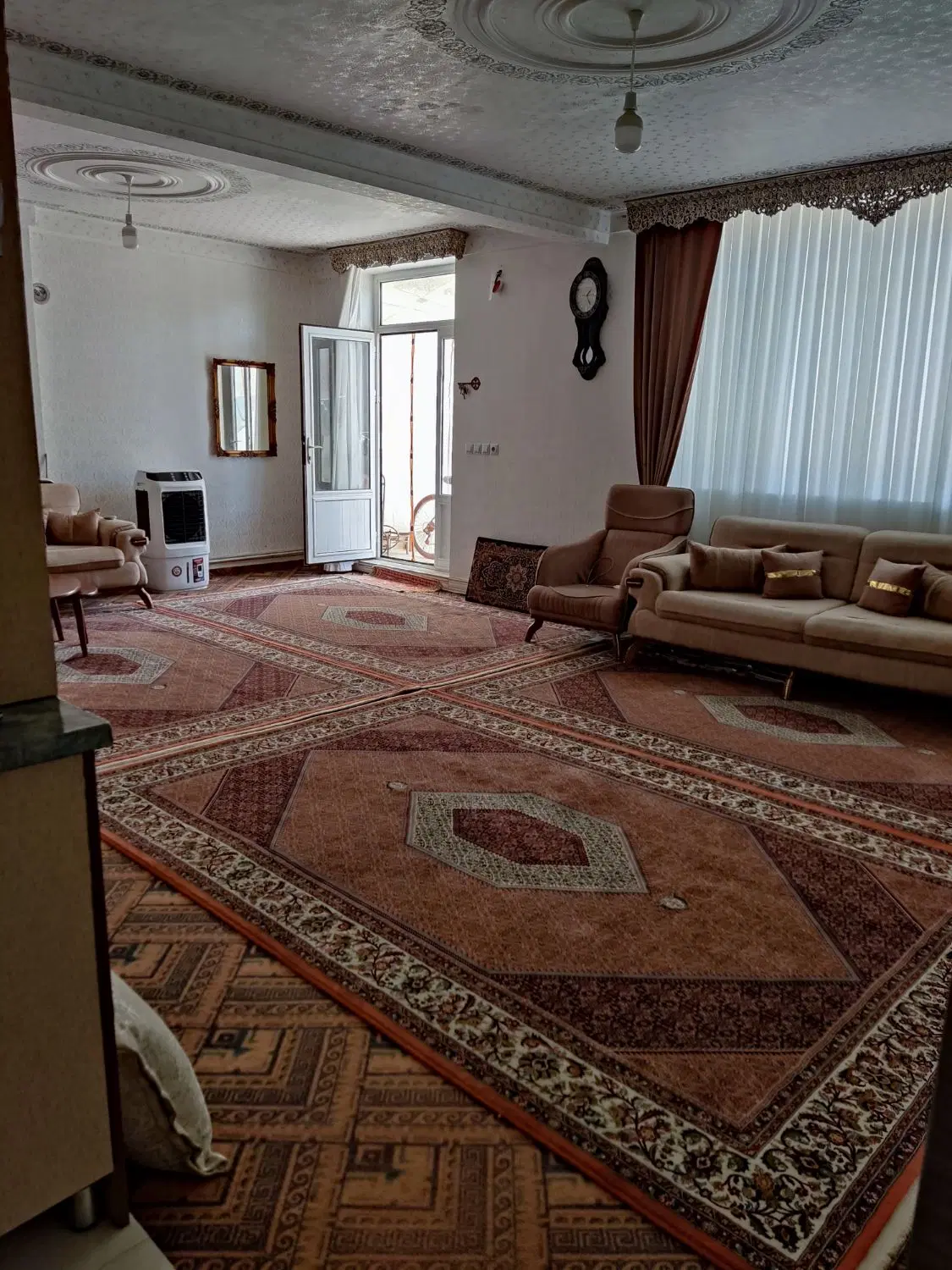 خانه ی ویلایی خیابان شکارچی (حیدرعلی سابق)