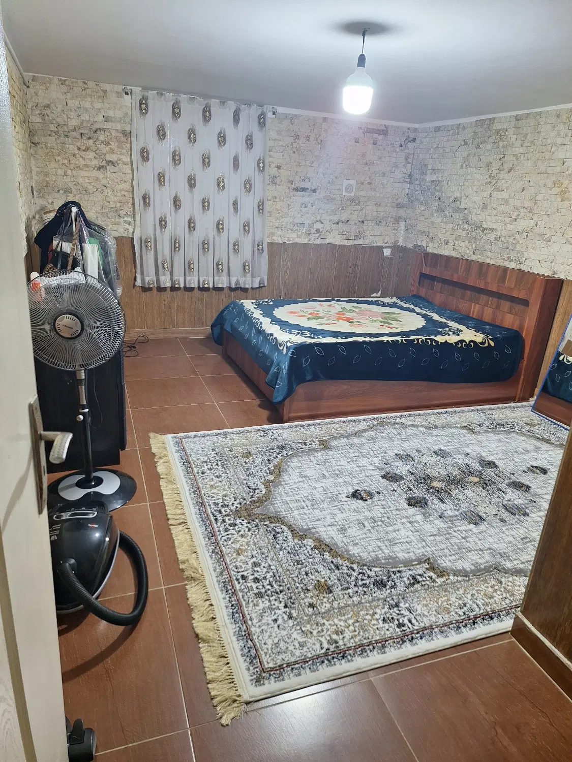 رهن و اجاره خانه همکف در چهار راه قرق کوچه گلها