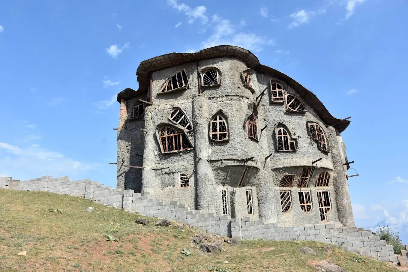 ۷۸ متری تخلیه