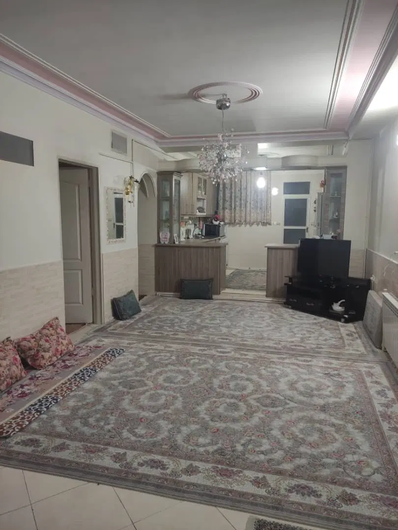 ۱۱۰متری_خوش نقشه وپرنور_تک واحدی