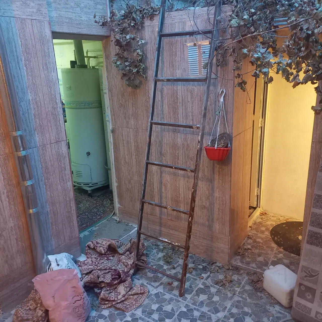 خانه ویلایی حکیم الهی ۴۱