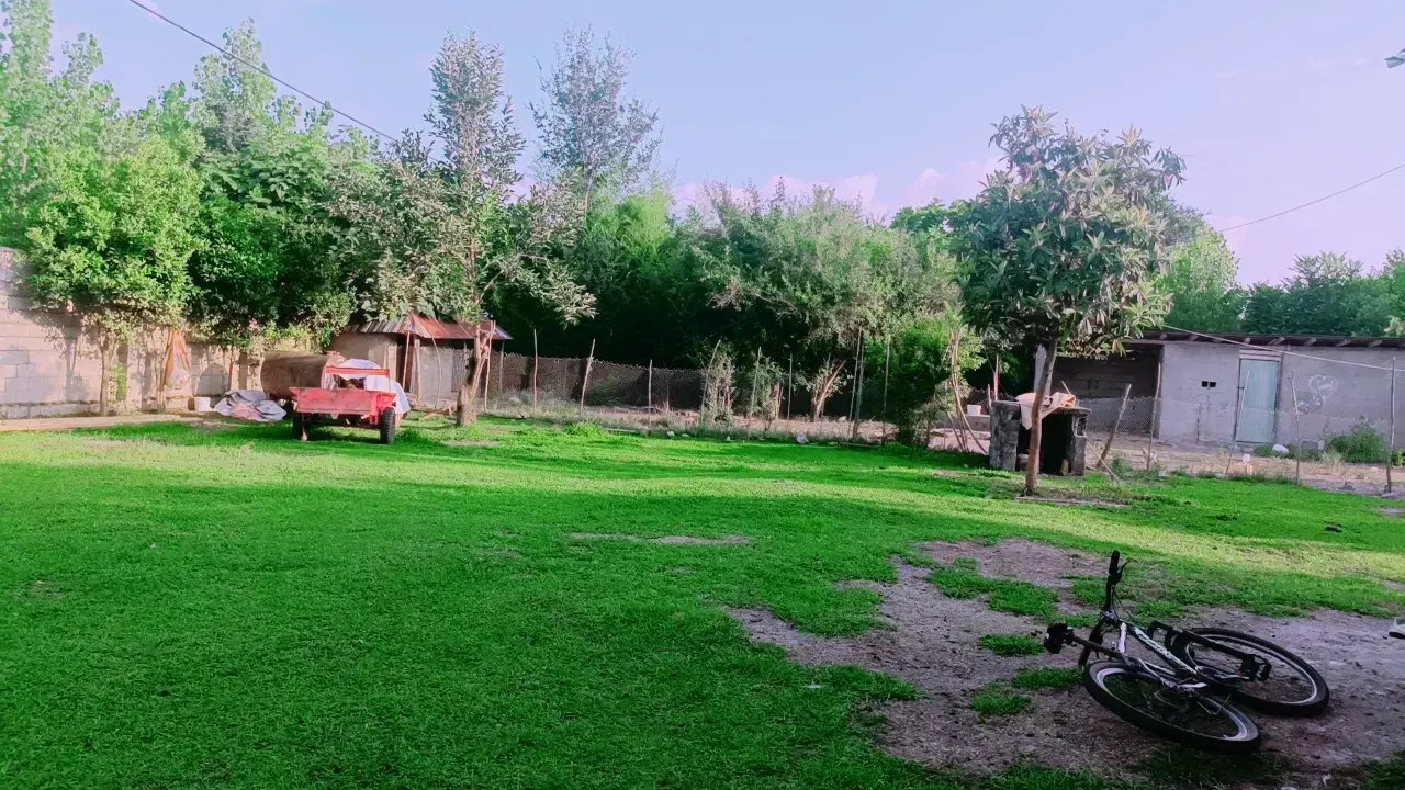 ویلا باغ ۷۵۰ متری سند دار
