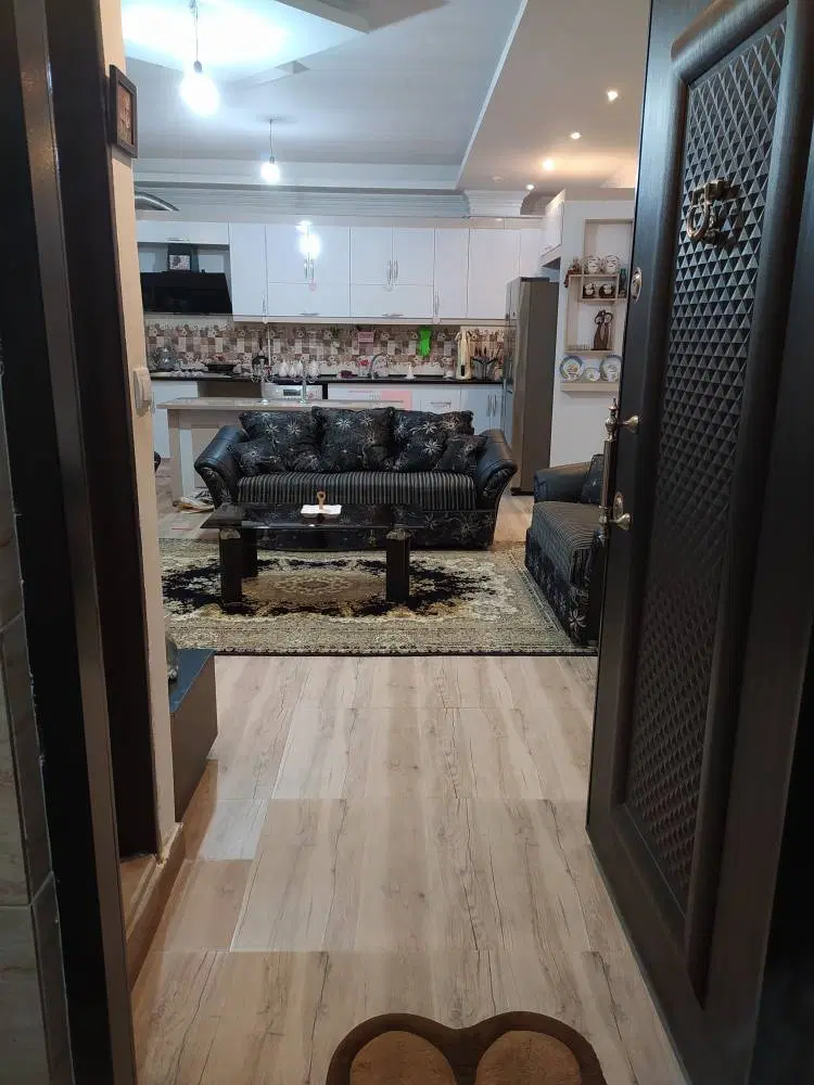 آپارتمان ۸۰متری سنددار