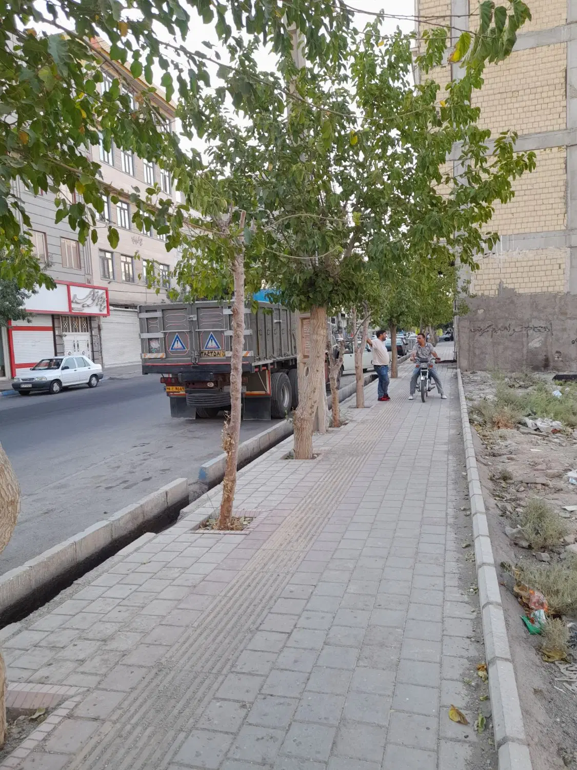 زمین تجاری مسکونی بهر ۲۰متری
