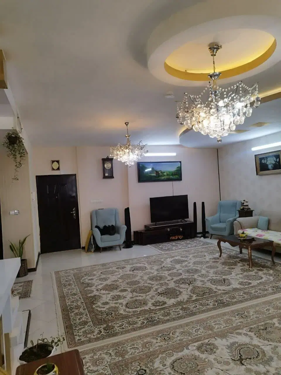اپارتمان135متری
