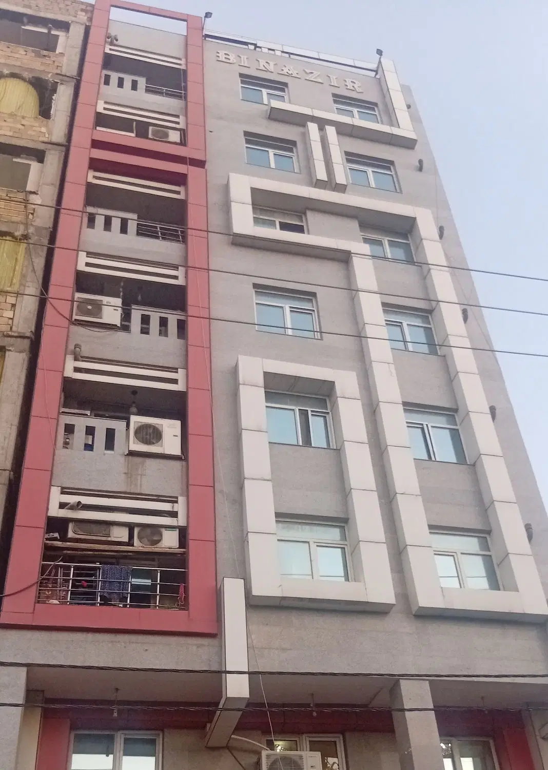 آپارتمان رهن و اجاره 550میلیون با اجاره