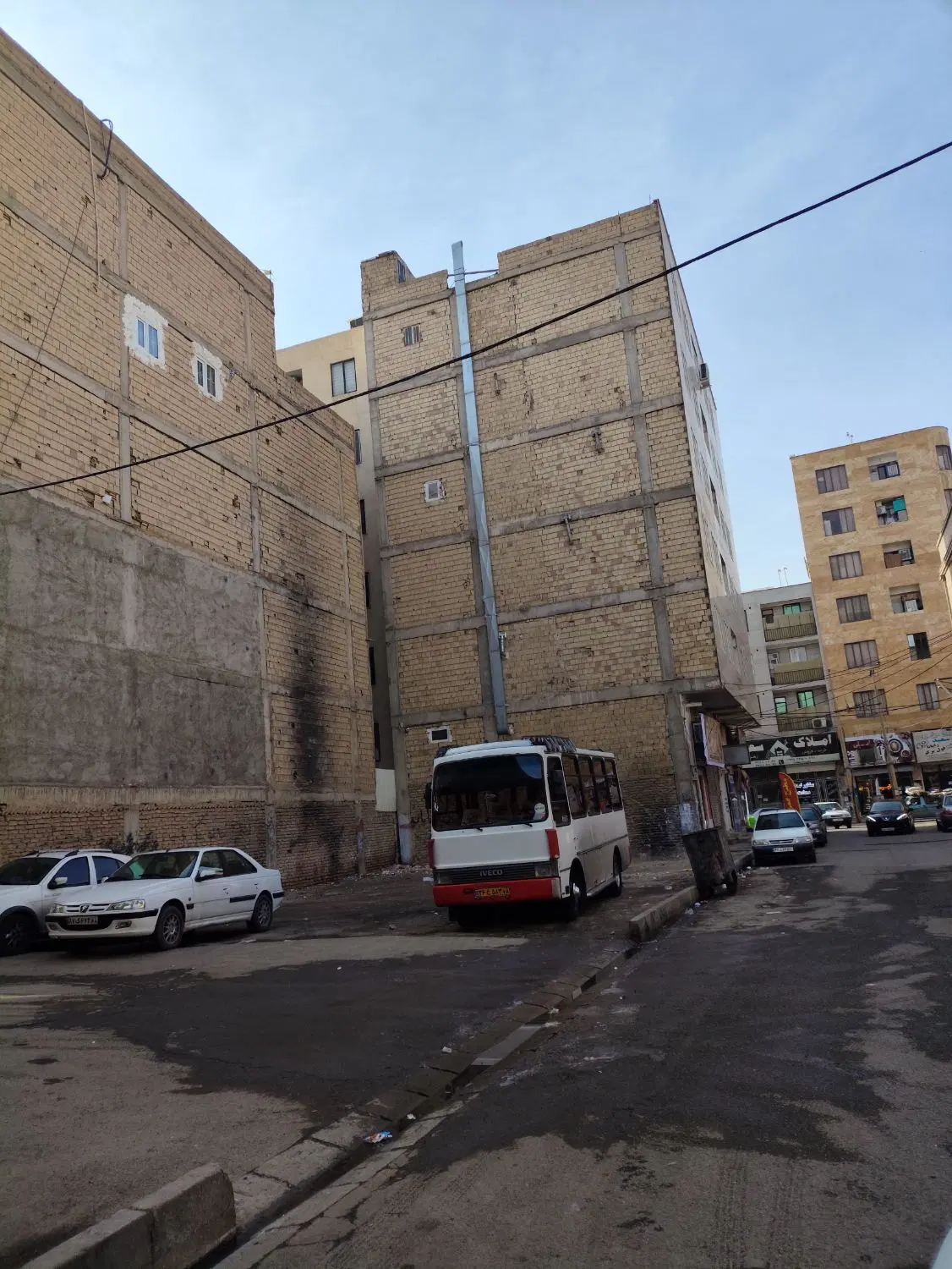 زمین 200متر 2نبش تجاری میثم 2