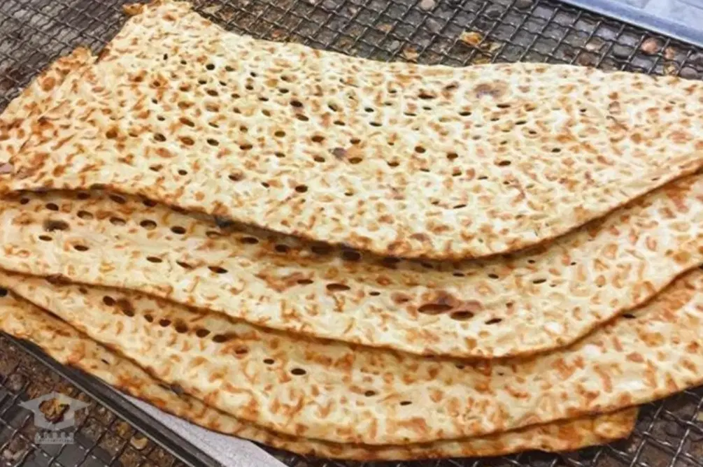 نانوایی سنگک سنتی ریخ