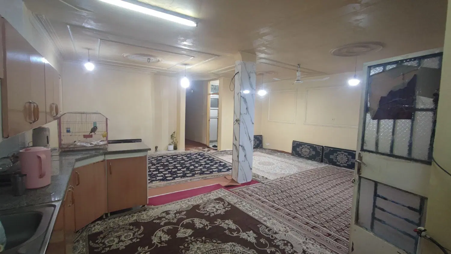 ملک فلکه الله حافظ نو می‌باشد