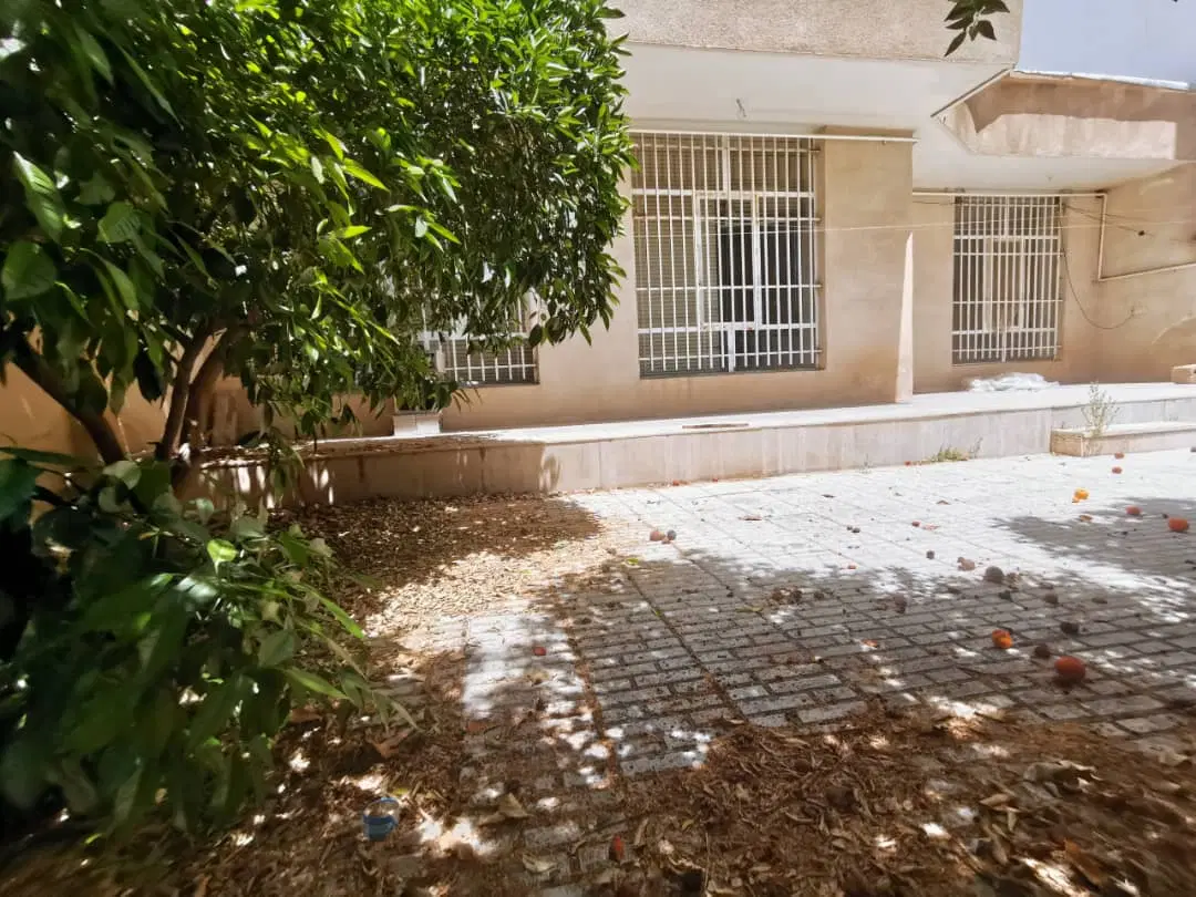 ملک ۲۷۰ متری در خیابان آخر اصلاح نژاد