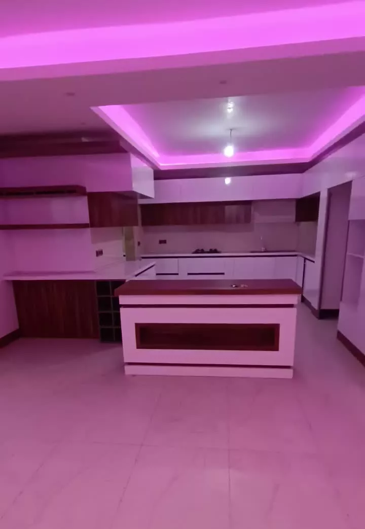 آپارتمان ۱۹۰ متری