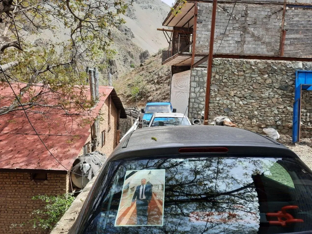 زمین ۱۰۰ متری باغگل