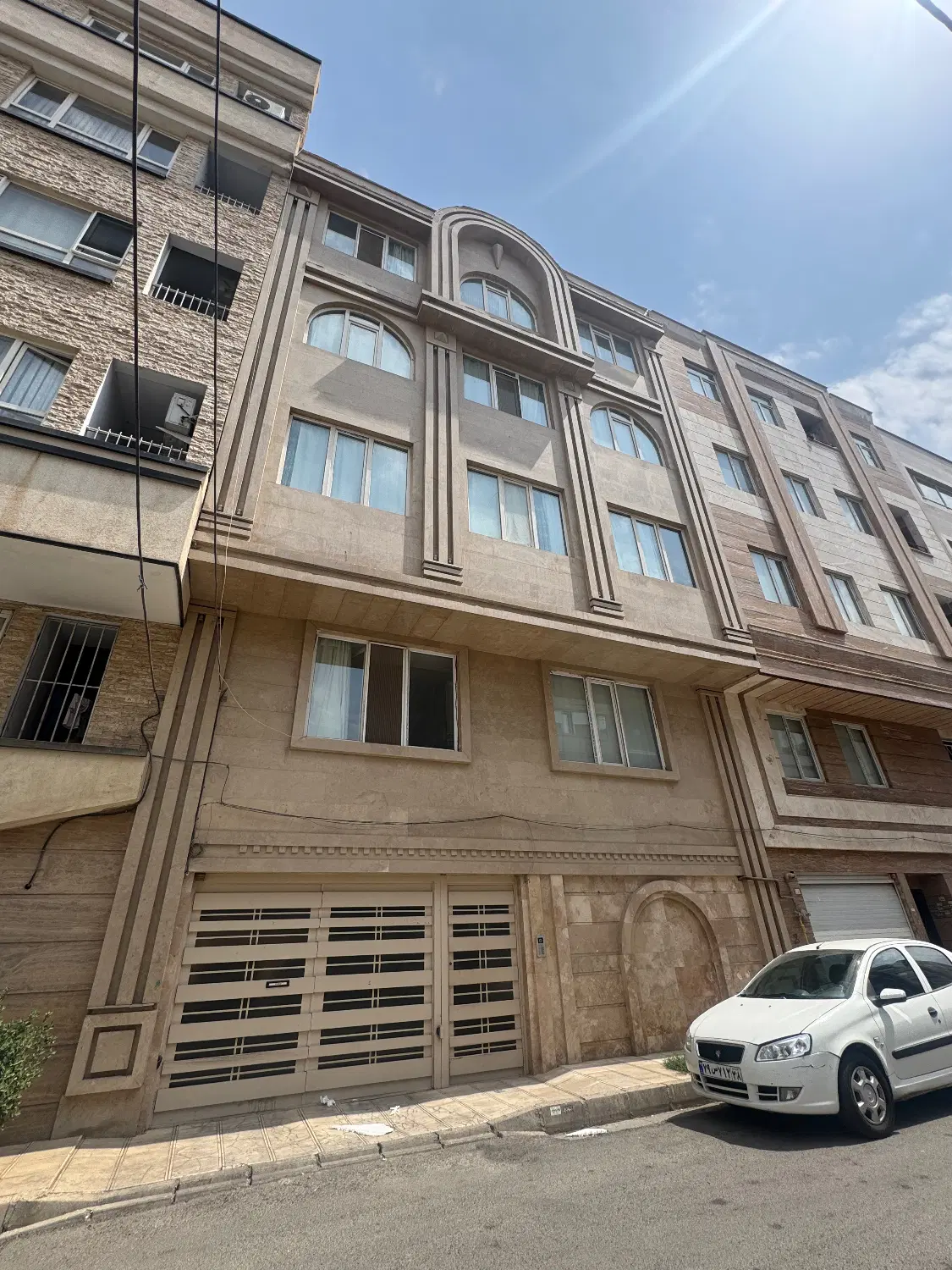 فروش واحد مسکونی کیانمهر