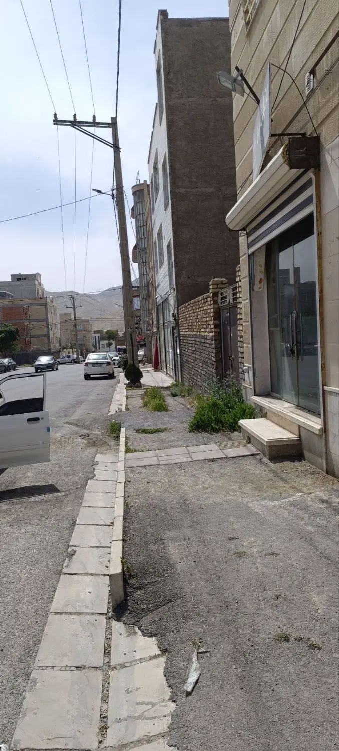 مغازه فروشی