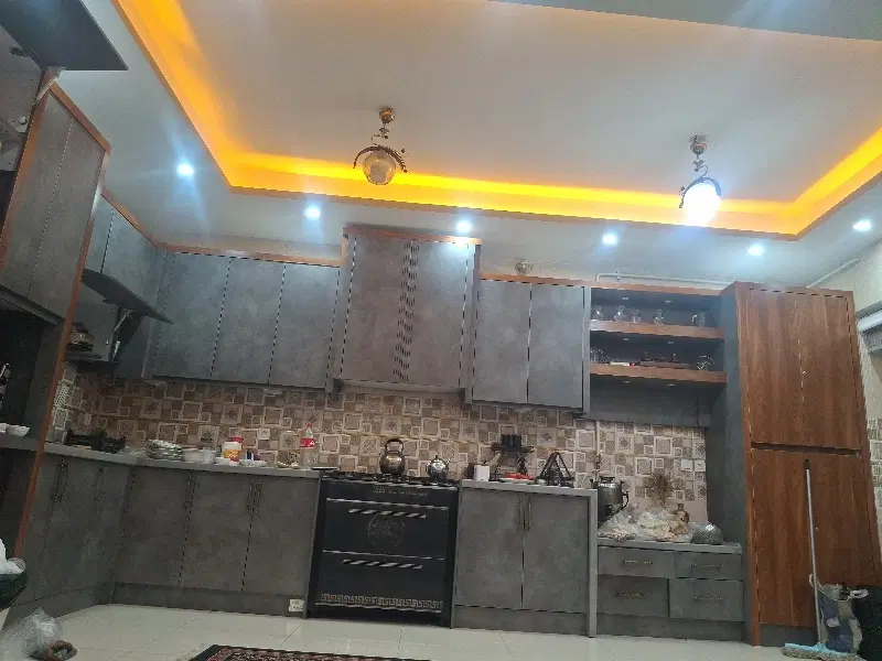 همخونه میخوام