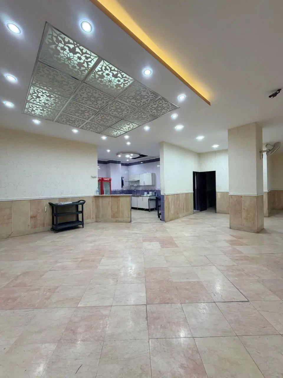 اجاره ساختمان تجاری