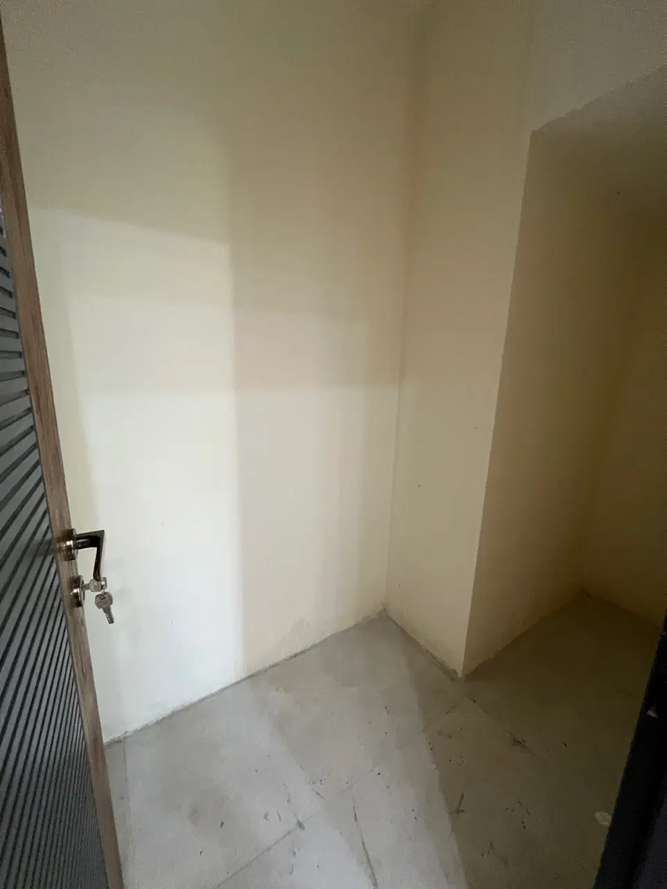 اجاره اتاق مستر دار در مطب پزشک
