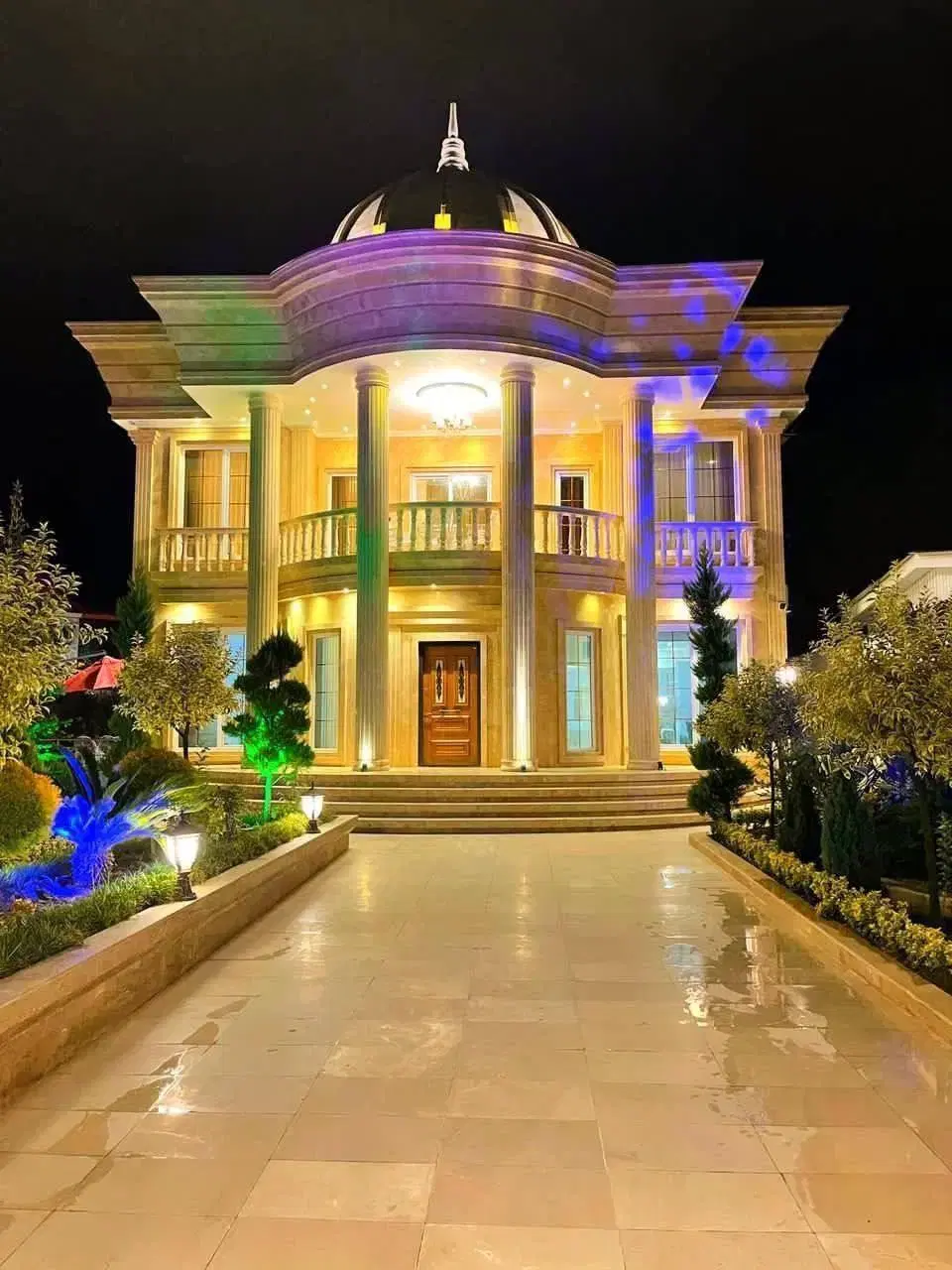 کاخ ویلای سلطنتی استخردار شهرک برند و سنددار