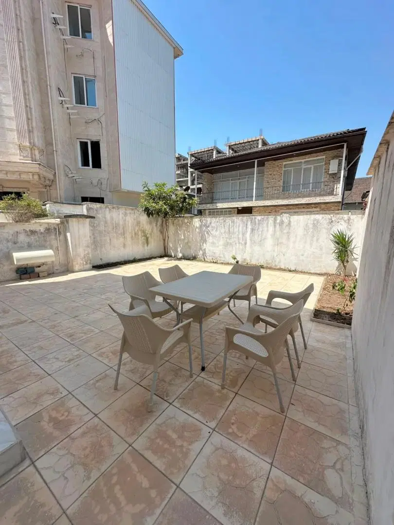 ویلایی و حیاط دار