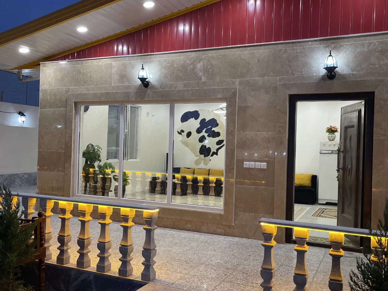 ویلا باغچه مسکونی