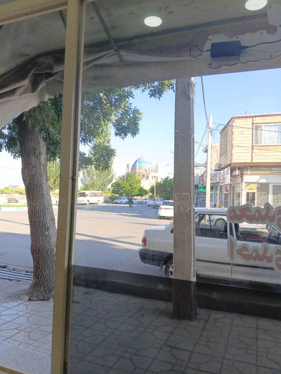 زمین‌درسلطانیه‌به‌هرمتراژ