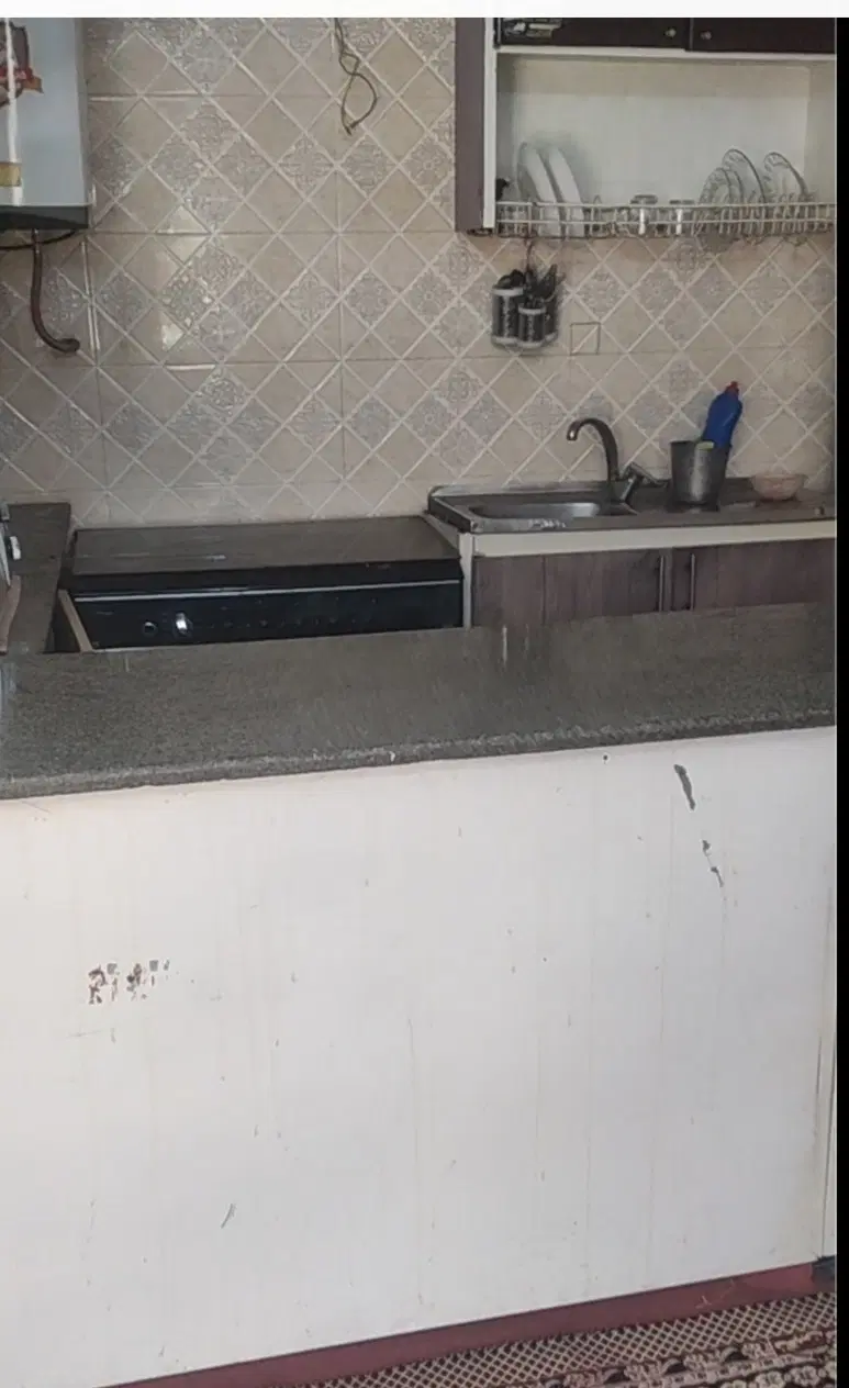 خانه نیمه کاره در محمود اباد دو واحد دو مغازه