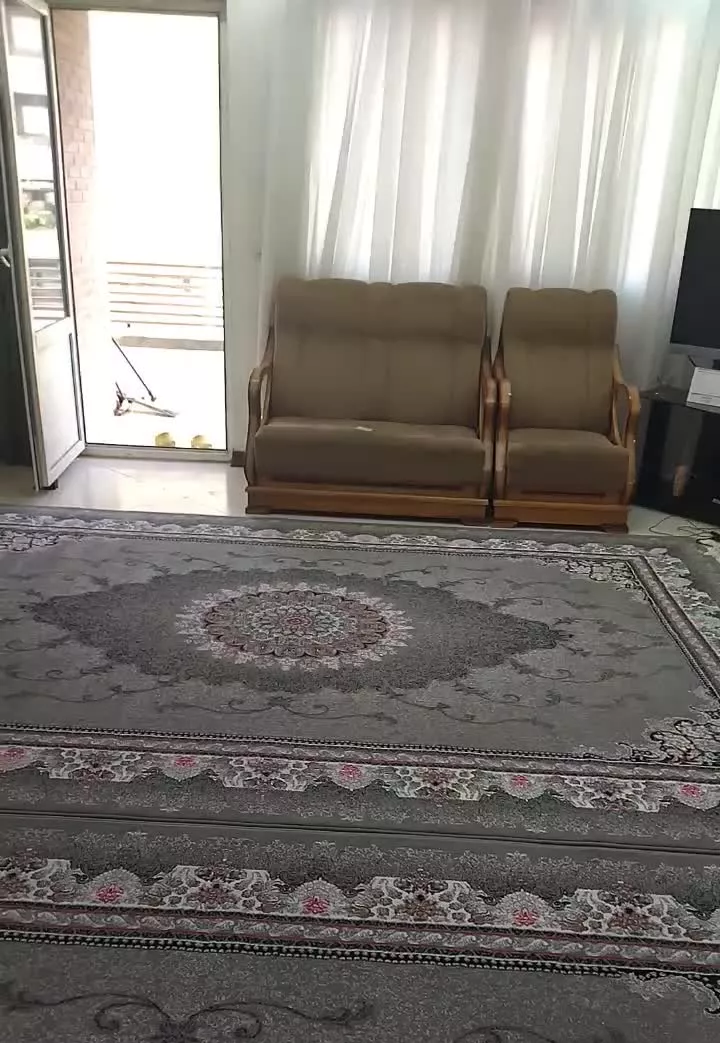 فروش واحد ۱۷۰ متری سه خوابه بهشتی