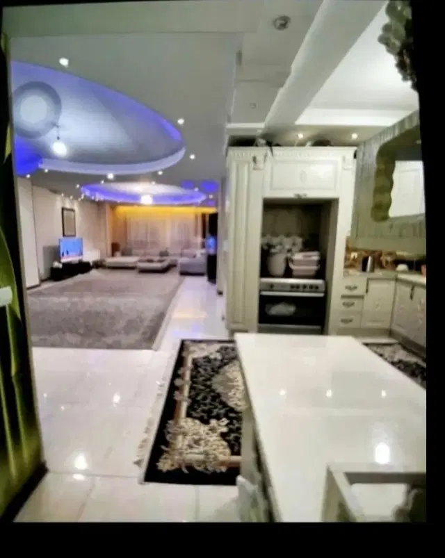 ۱۳۸ متر وایین تاپ لوکیشن جزیره