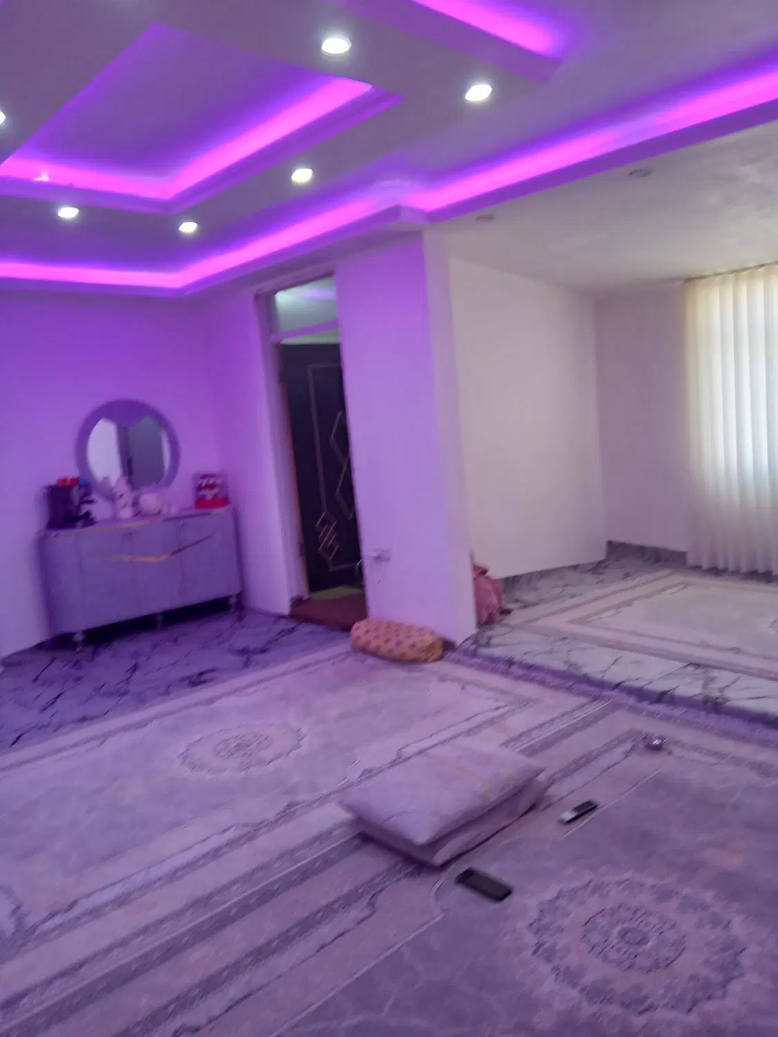 اجاره طبقه سوم ۸۰متری
