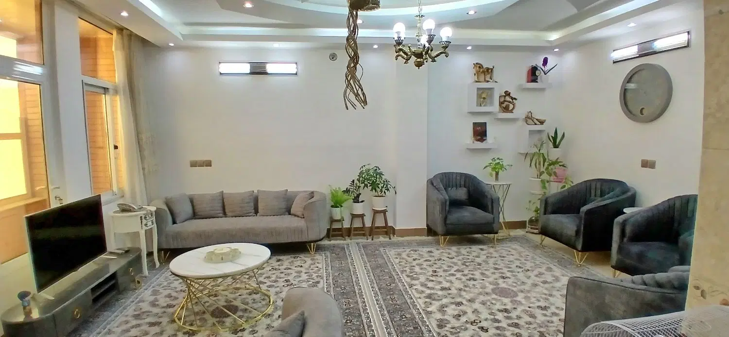 آپارتمان (دو طبقه) ولاشان