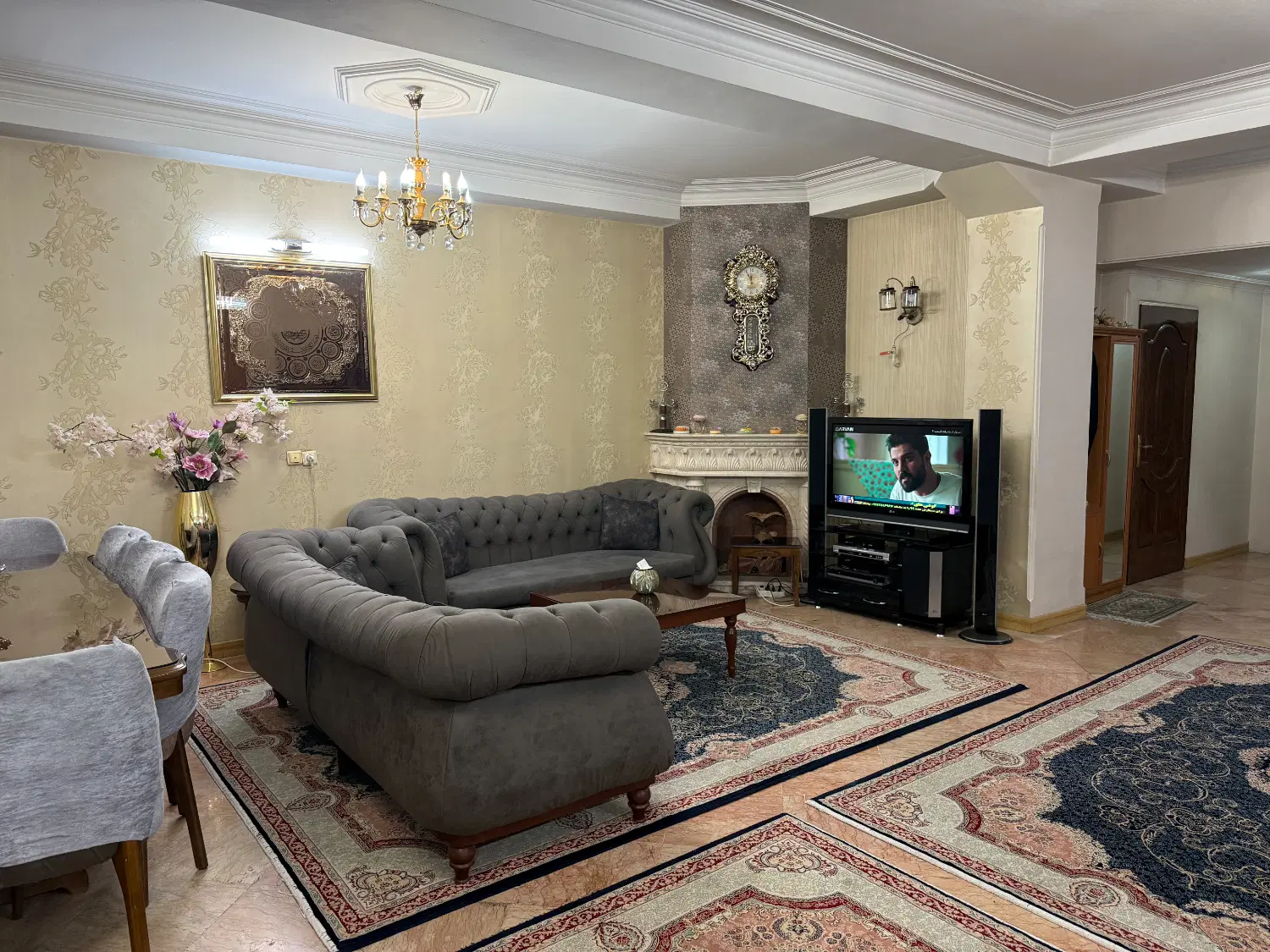 اپارتمان ۱۳۸ متر طبقه اول کلا ۶ واحد