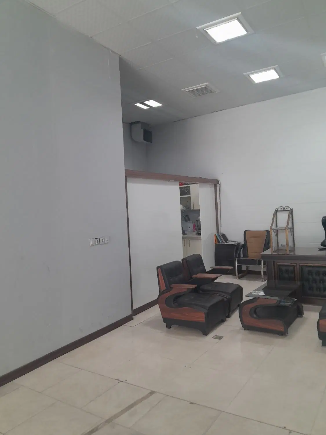 مغازه ۷۰متری هاشمیه