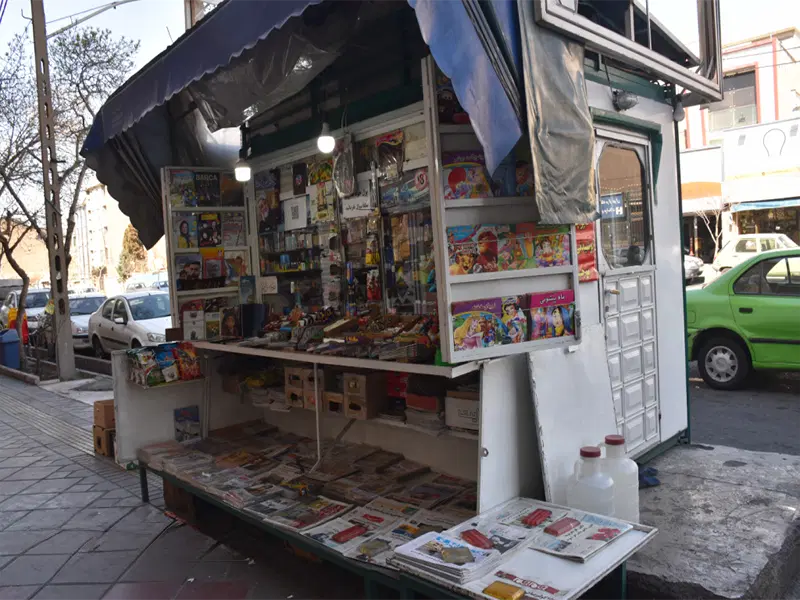 دکه فروشی حتی سه دانگ