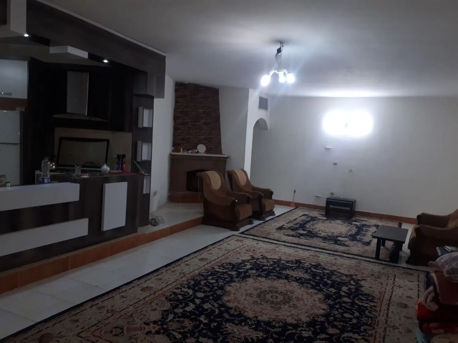 آپارتمان ۱۱۴ متری  در روبروی دانشگاه آزاد گرمسار