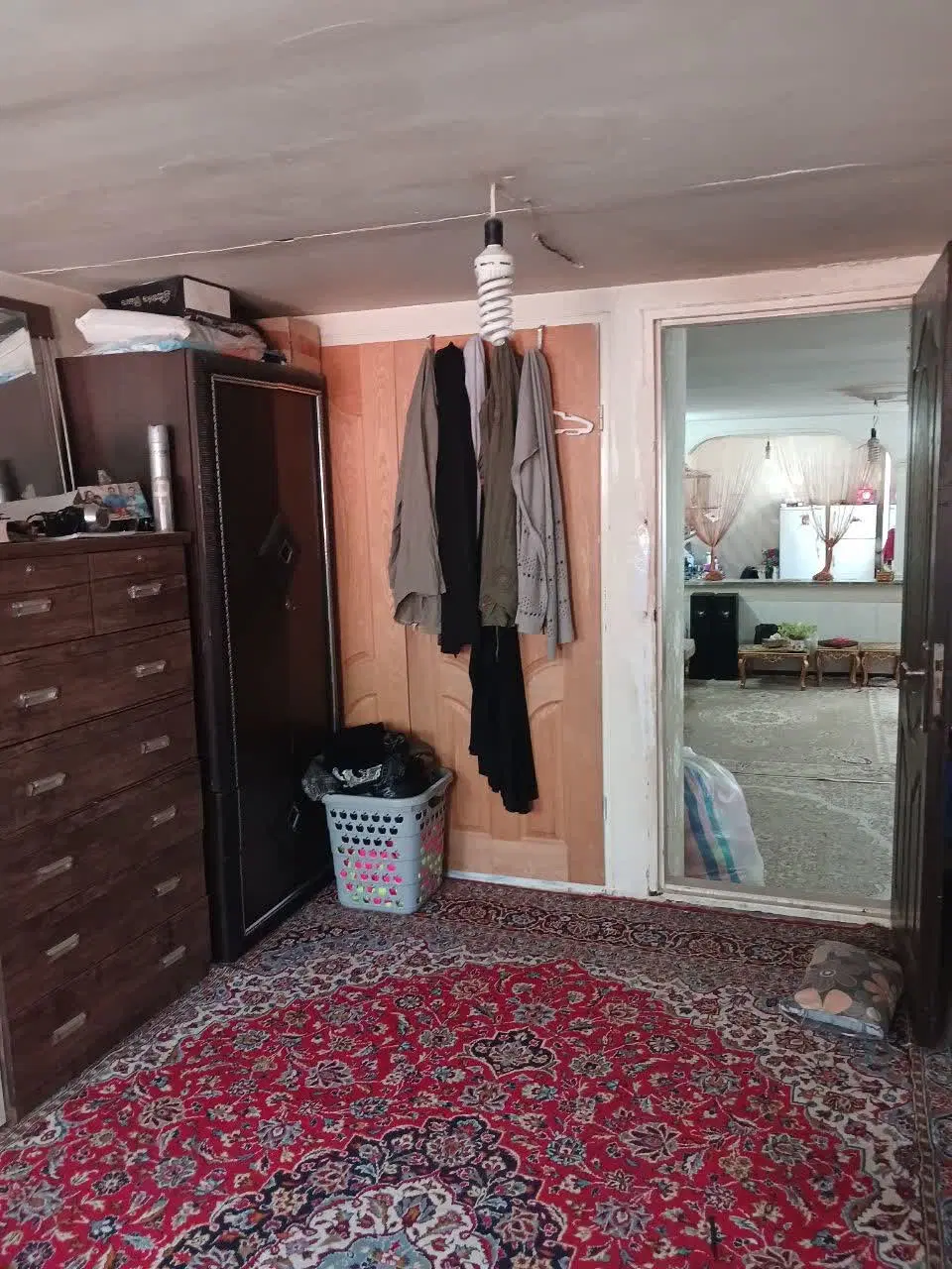 منزل105متری دوطبقه راه جدا