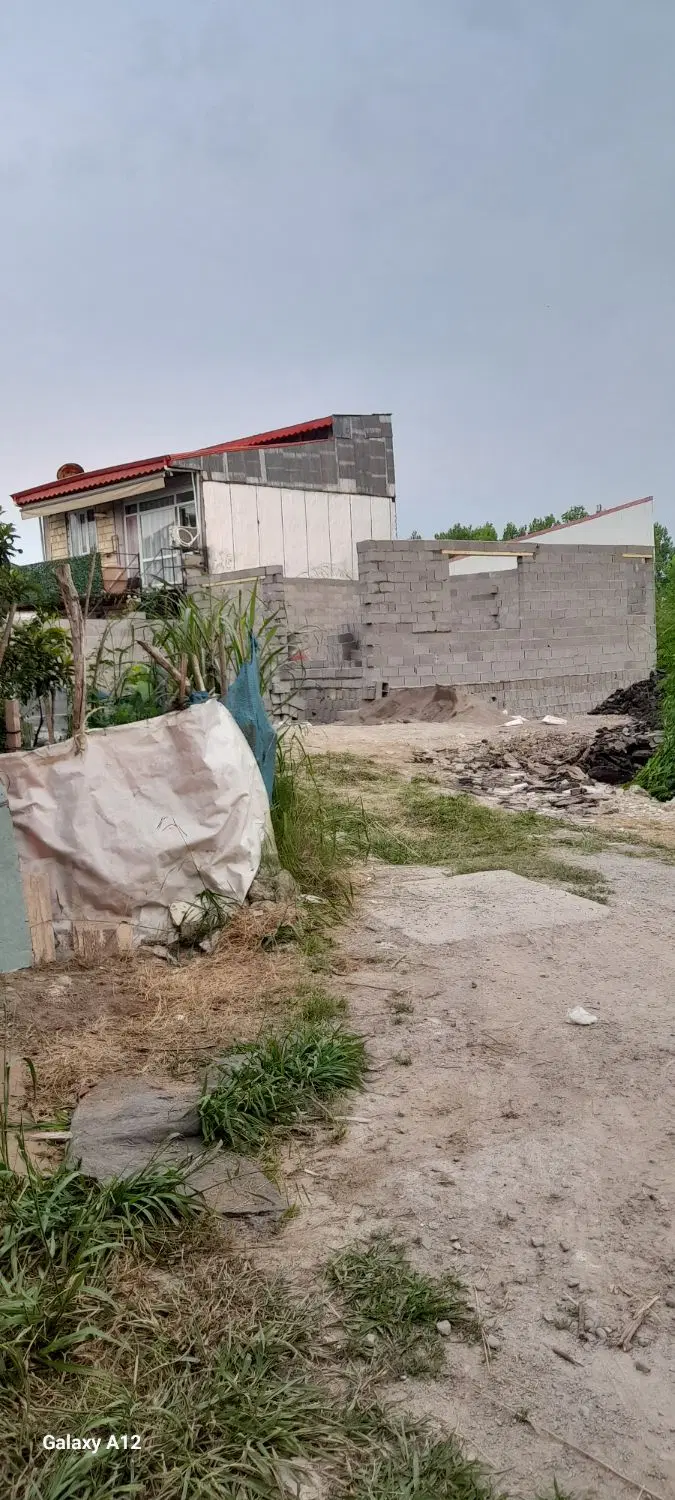 زمین مسکونی ۱۲۵ متر دو بر